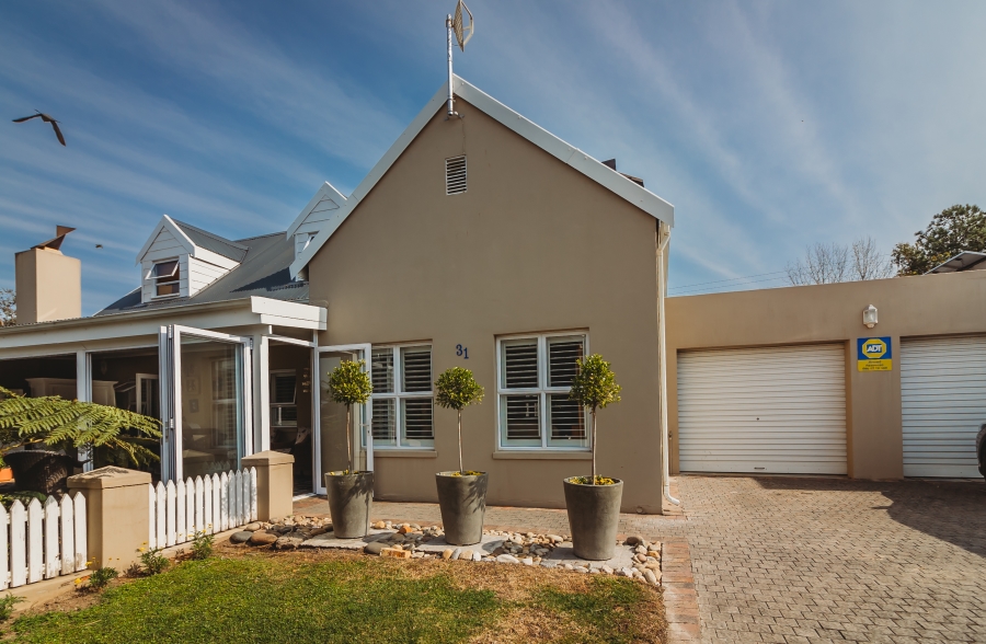 3 Bedroom Property for Sale in Blanco Western Cape